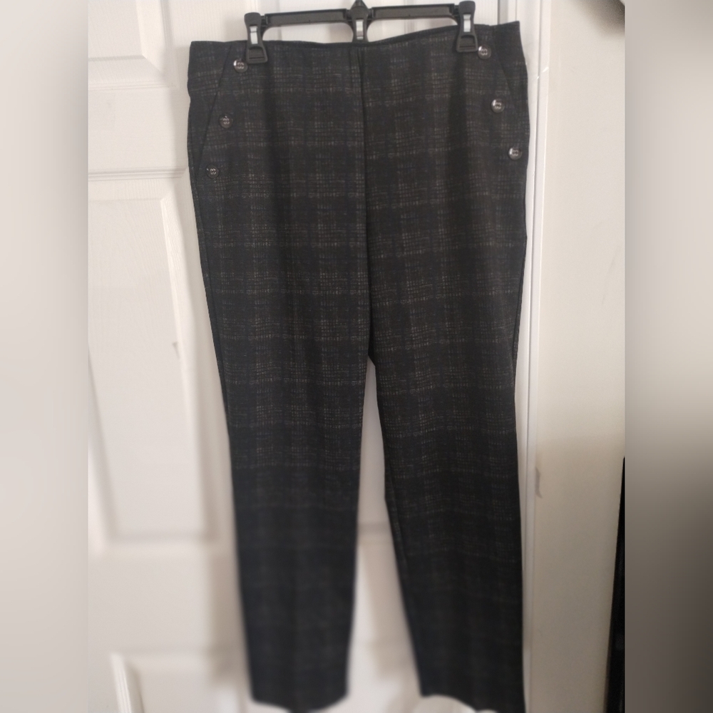 Women's Retrelogy Black/Gray Pullon Plaid Pants